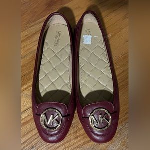 Michael Kors Burgundy Flats Size 6M